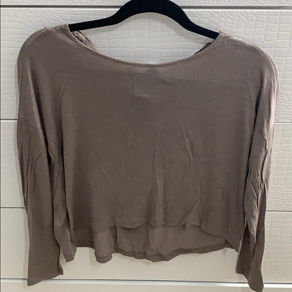 Tops - Picture 1 of 2